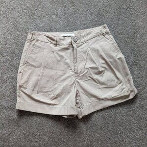 Calvin Klein Jeans pleated shorts tan color size 27